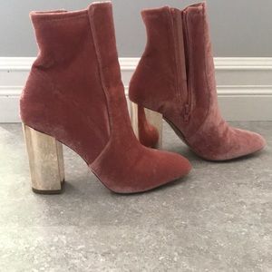Light pink heeled booties